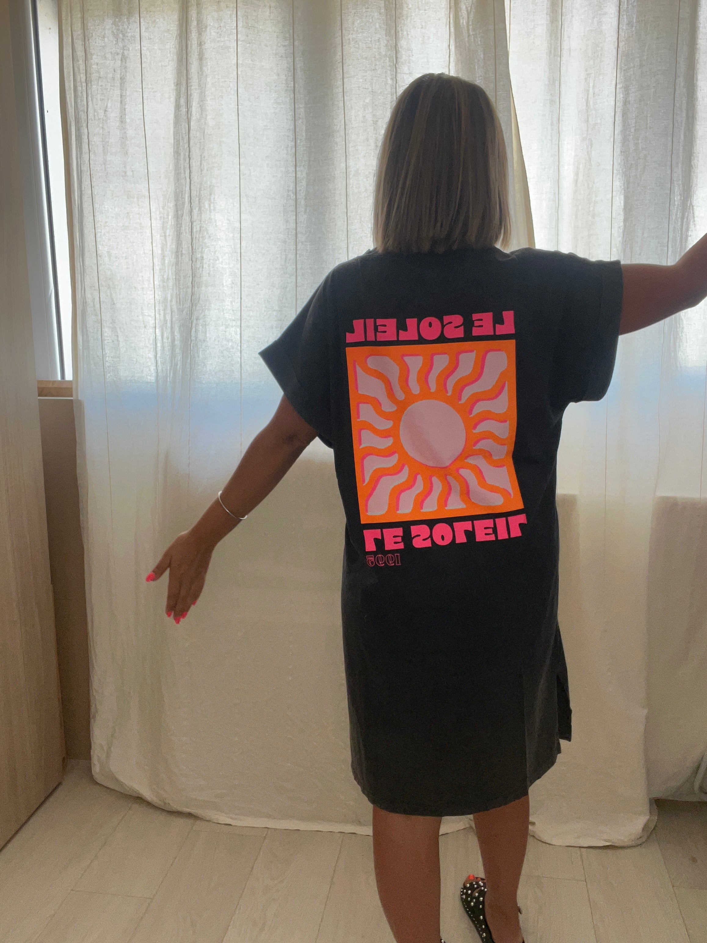 ROBE T-SHIRT SOLEIL - NOIR